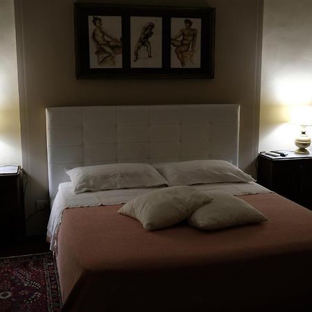 Palazzo La Via Apartment Catania Bagian luar foto